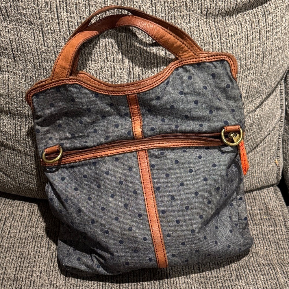 Fossil Navy and Gray Tote with Tan Trim - Picture 2 of 7